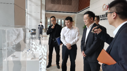 市工信局副局長(zhǎng)張宏偉帶隊(duì)赴黃埔區(qū)開展新材料技術(shù)推廣服務(wù)調(diào)研